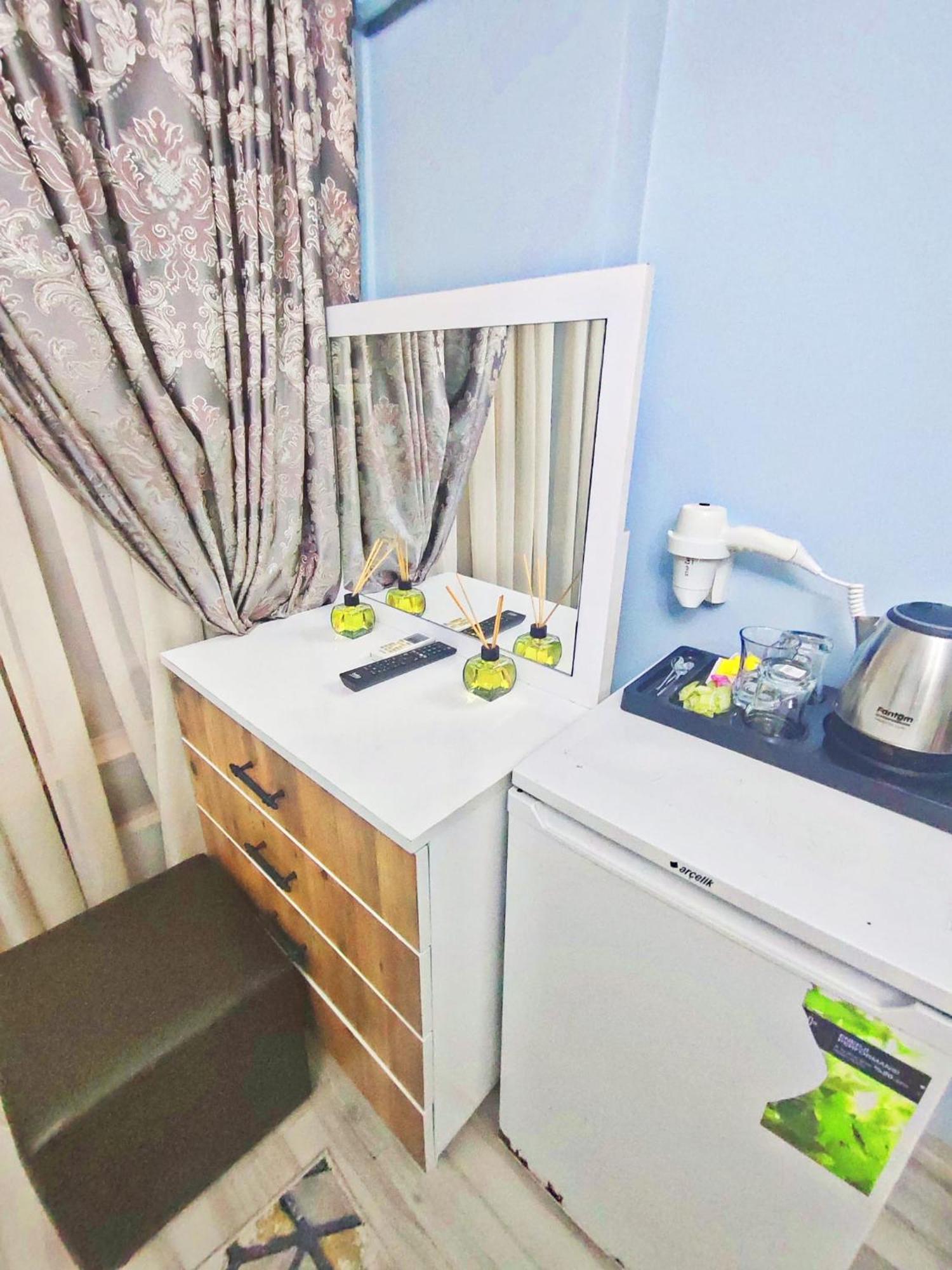 Taksim Rozenda Residence Hotel Istanboel Buitenkant foto