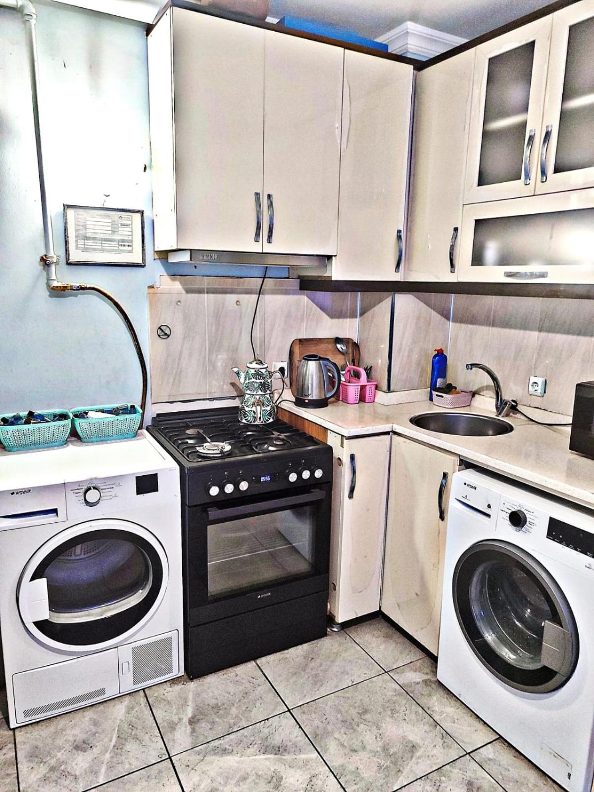 Taksim Rozenda Residence Hotel Istanboel Buitenkant foto